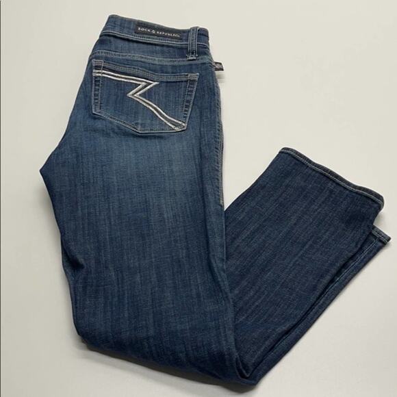 ROCK & REPUBLIC KENDALL Womens 4 SHORT Blue Jeans - Picture 5 of 5